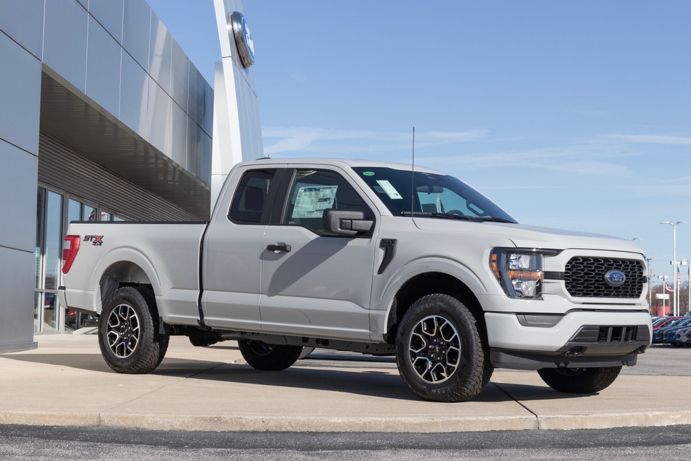 The 2023 Ford F-150 VS the&nbsp;Competition